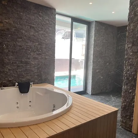 アパート Camelia 1 Brand New With Terrass On Cleopatra アランヤ